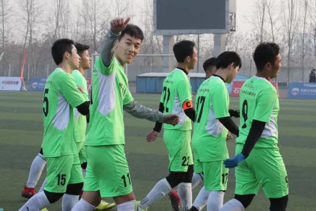 欧冠-克罗斯+阿森西奥进球 皇马2-0胜国米夺头名